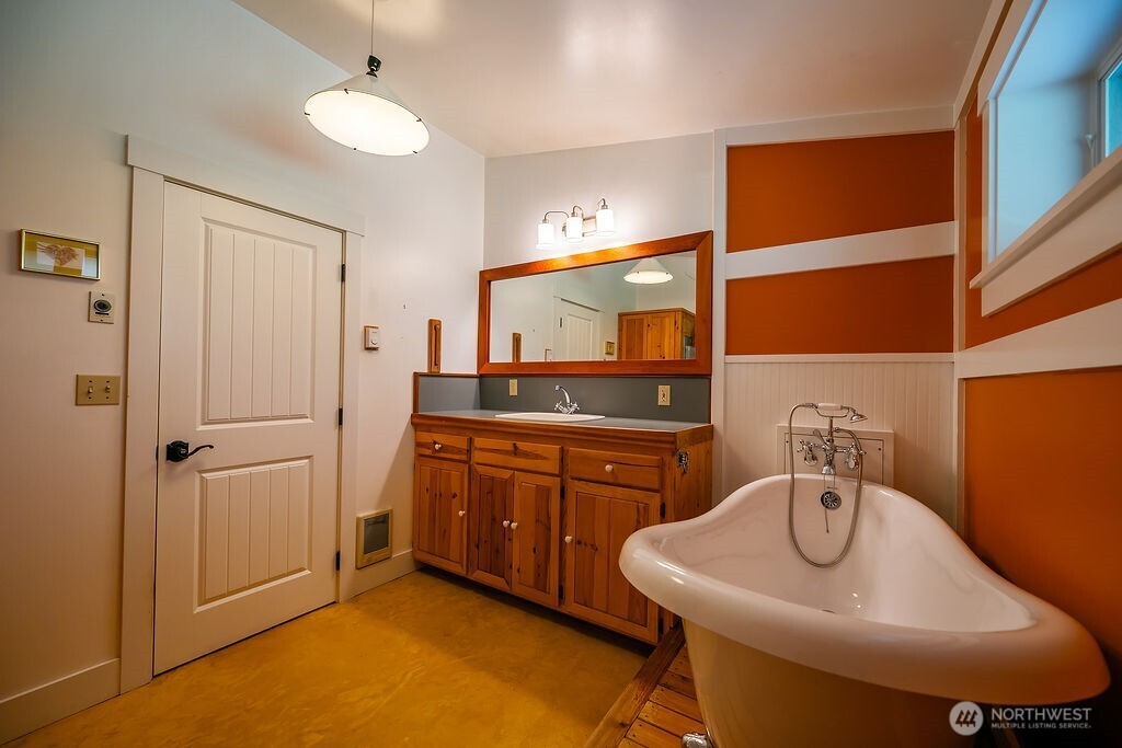 343 Burt Road Property Photo 14