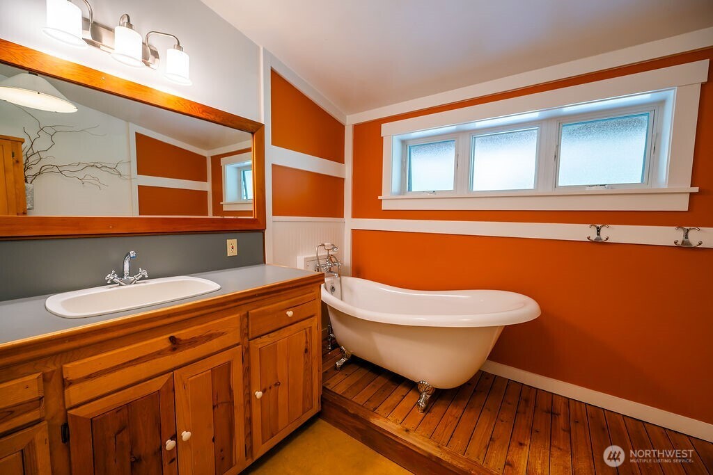 343 Burt Road Property Photo 15