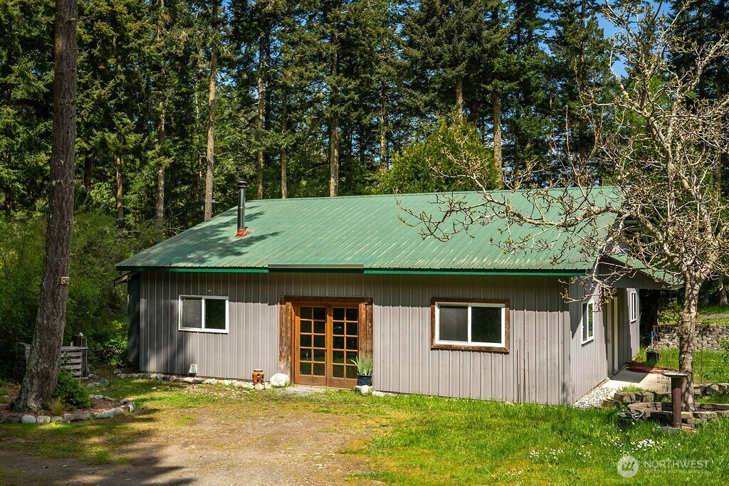 343 Burt Road Property Photo 33