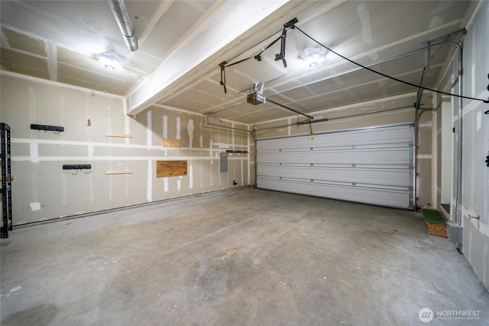 4970 Switchback Loop Property Photo 31