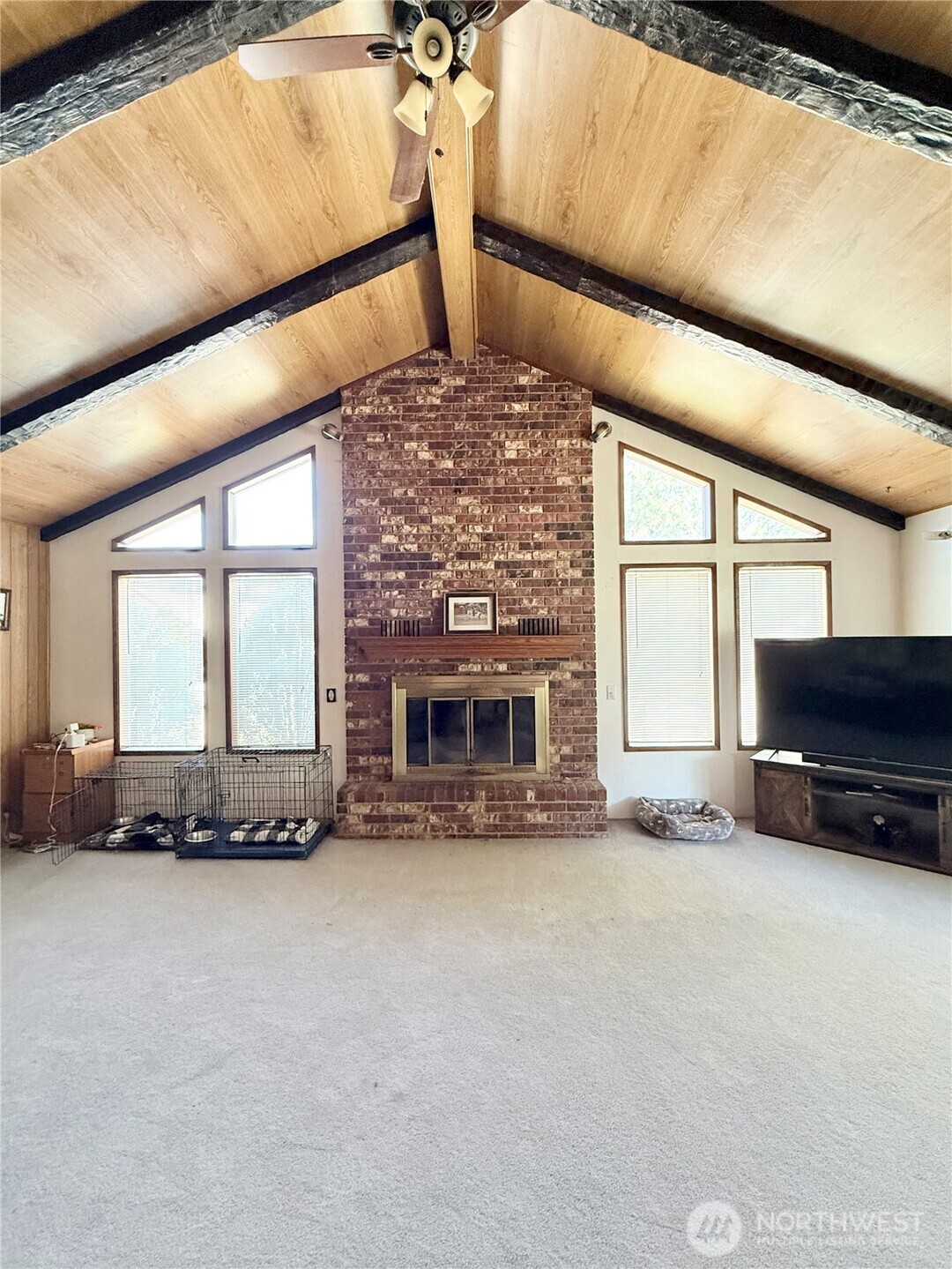 522 Golden Street Property Photo 2
