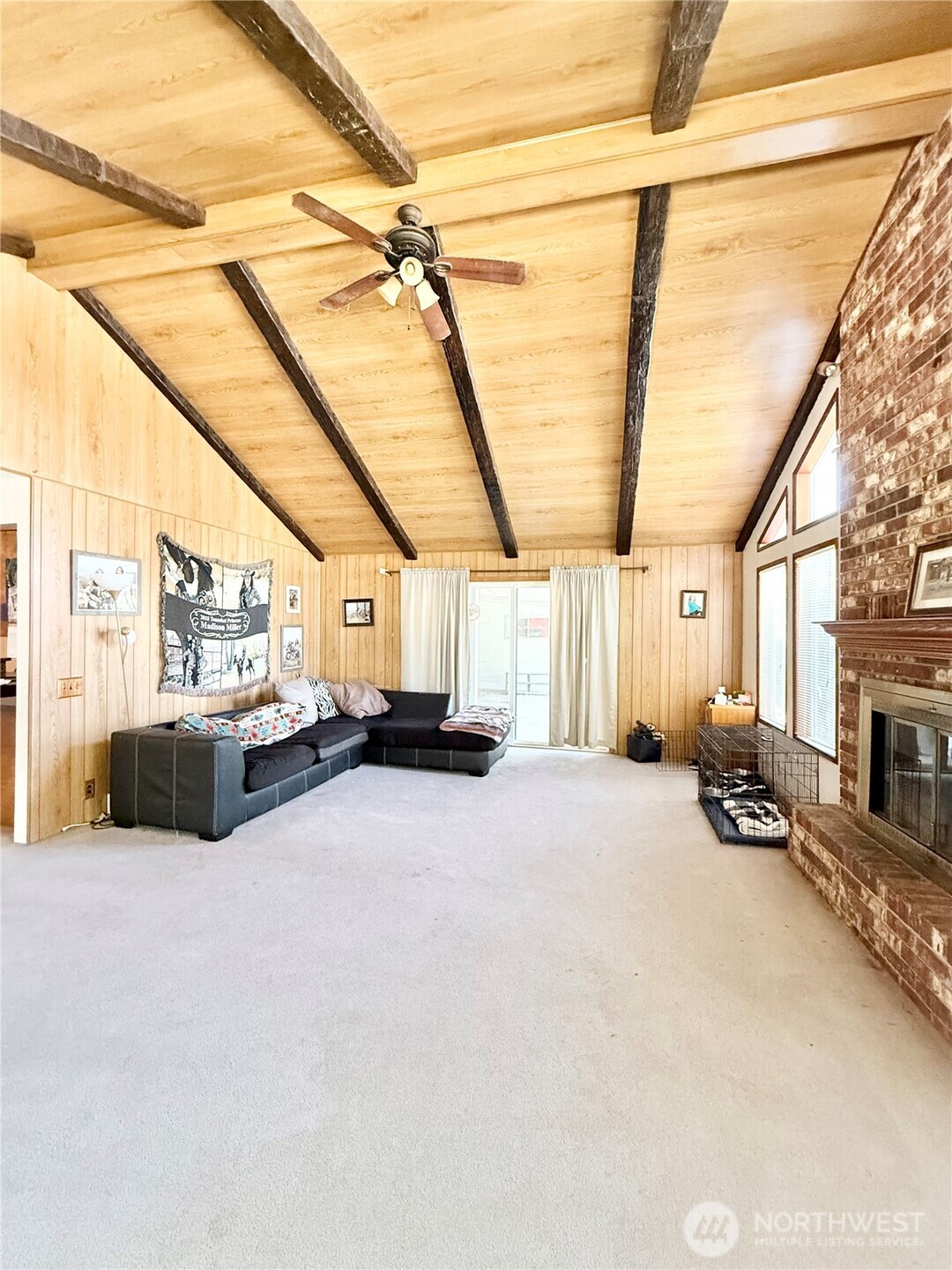 522 Golden Street Property Photo 5