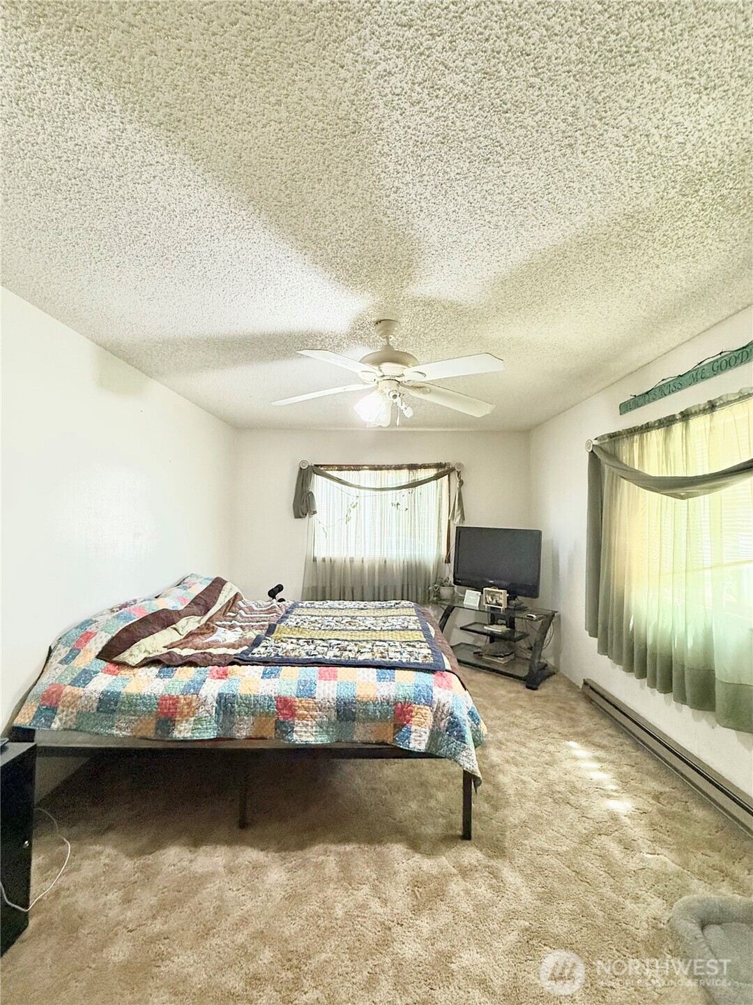 522 Golden Street Property Photo 15
