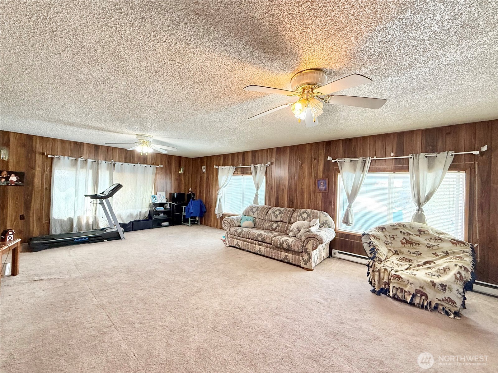522 Golden Street Property Photo 18