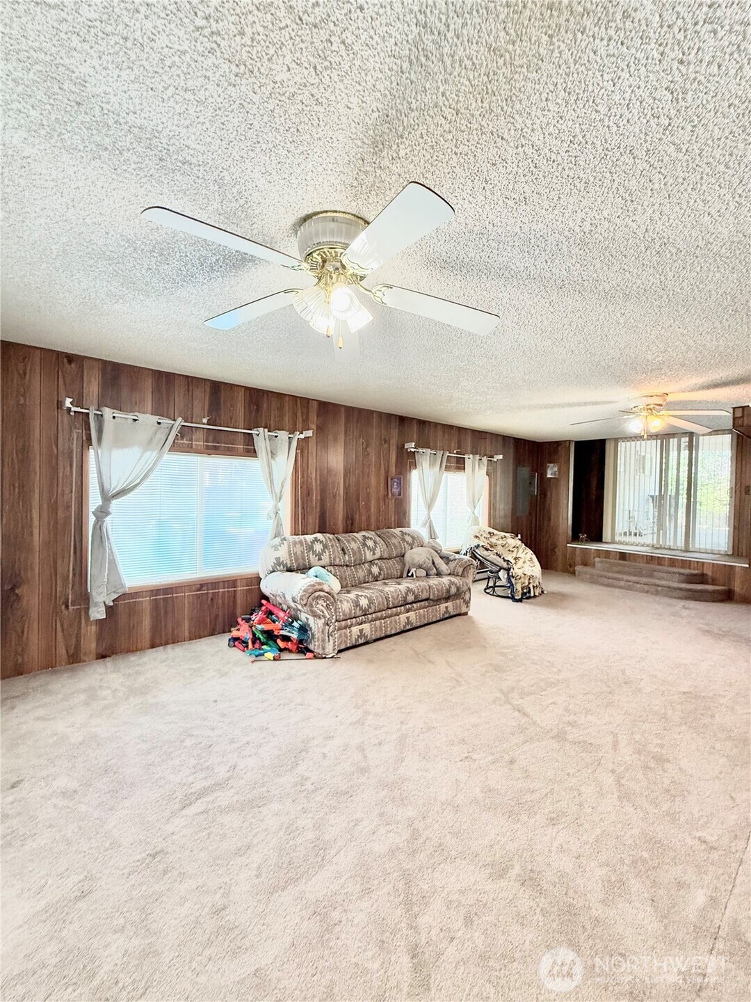 522 Golden Street Property Photo 19