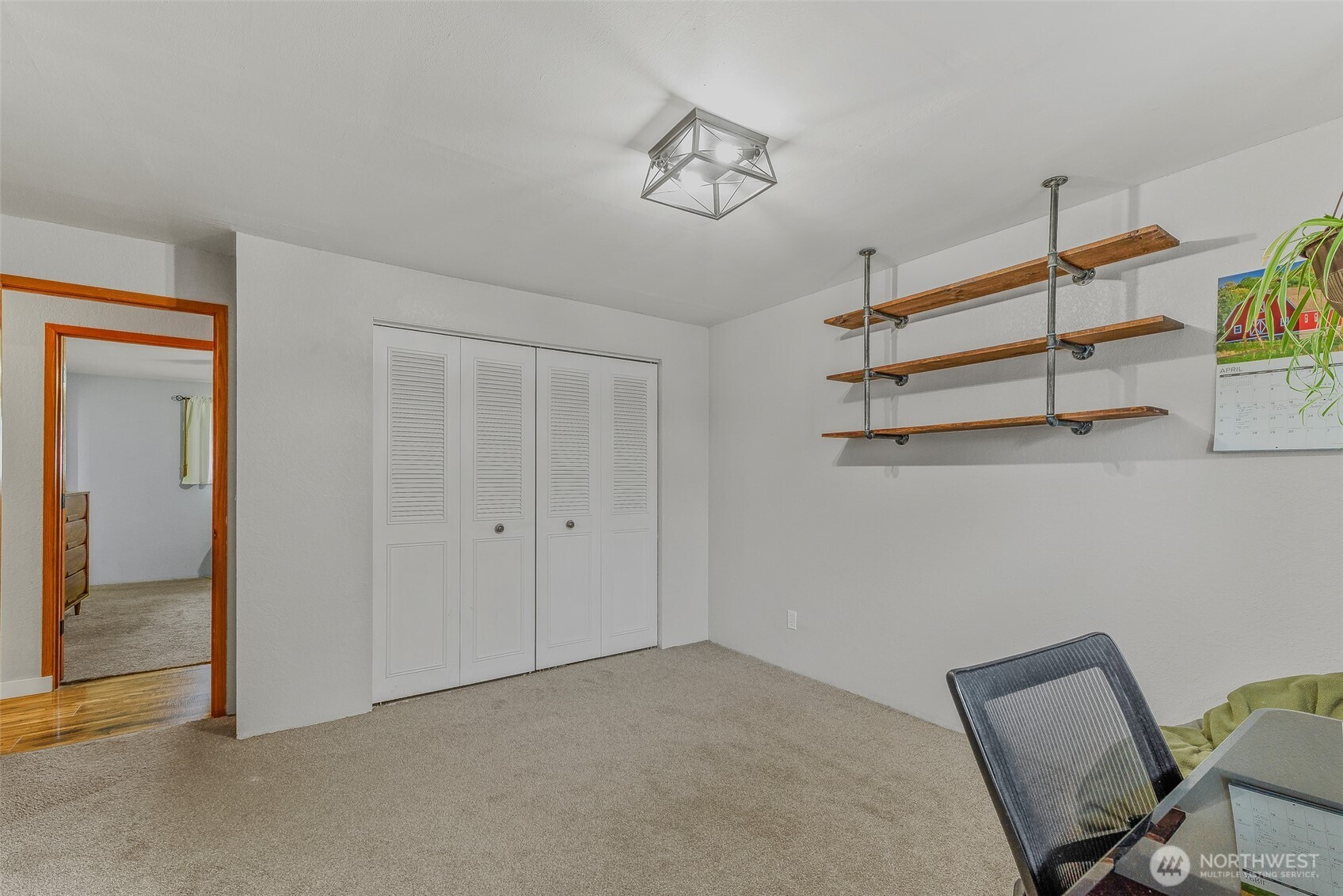 1412 W 15th Avenue Property Photo 18
