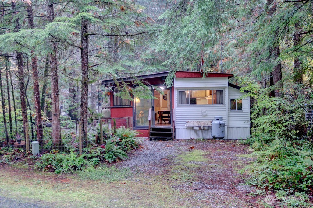 89 Sunset Circle Property Photo 2