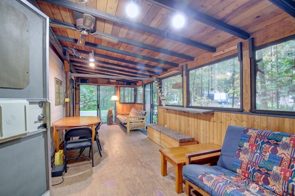 89 Sunset Circle Property Photo 16