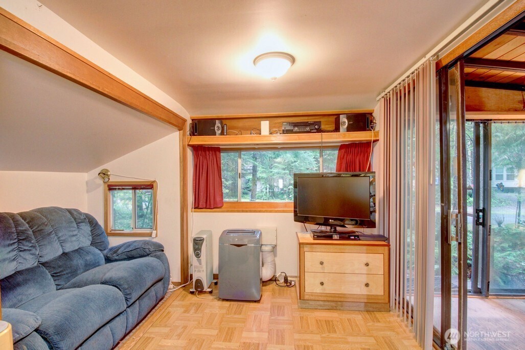 89 Sunset Circle Property Photo 22