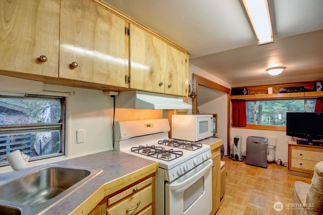 89 Sunset Circle Property Photo 24