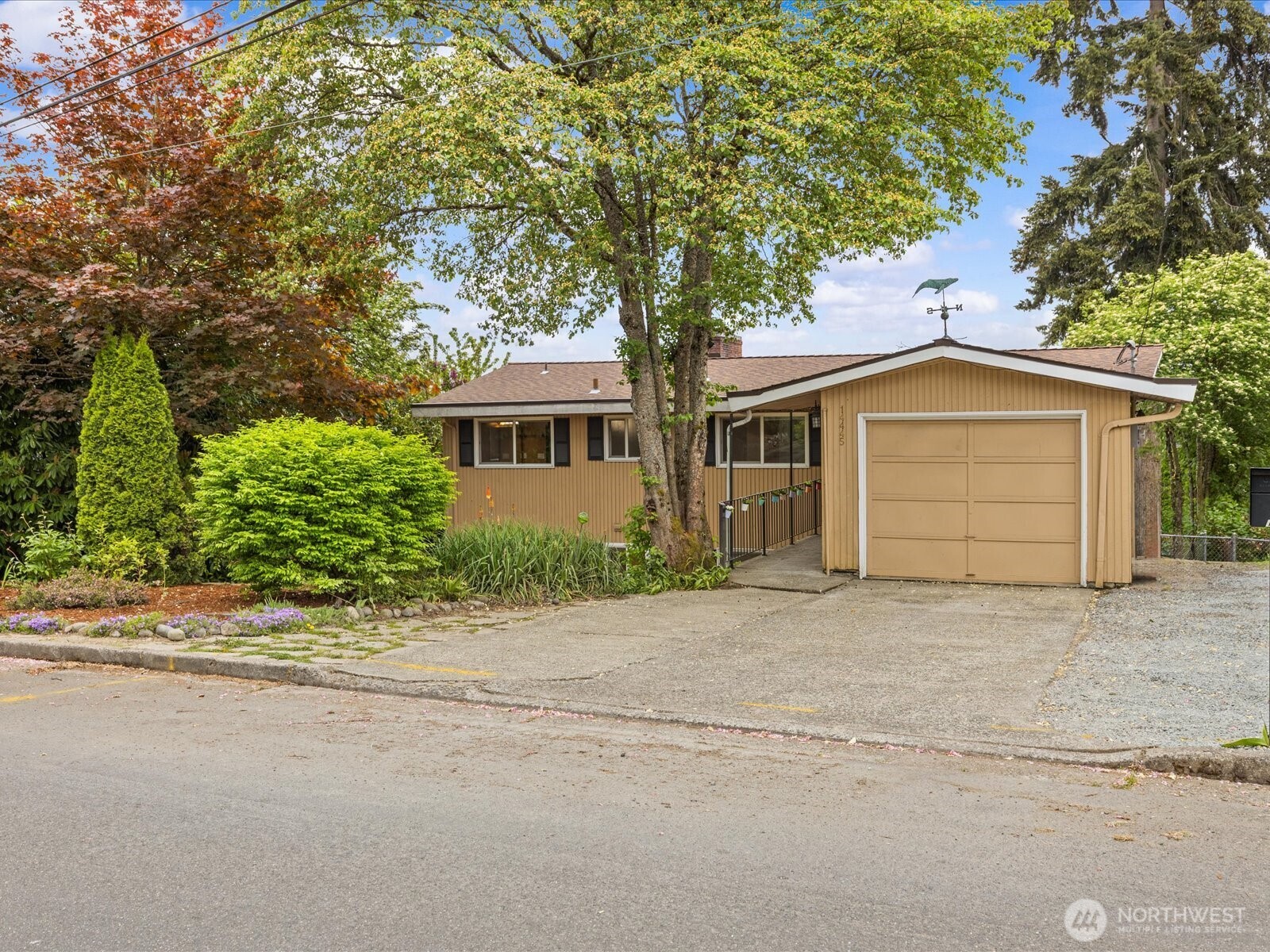 14445 5th Avenue Property Photo 1
