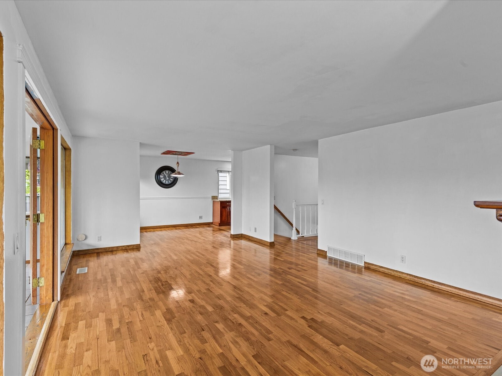 14445 5th Avenue Property Photo 6