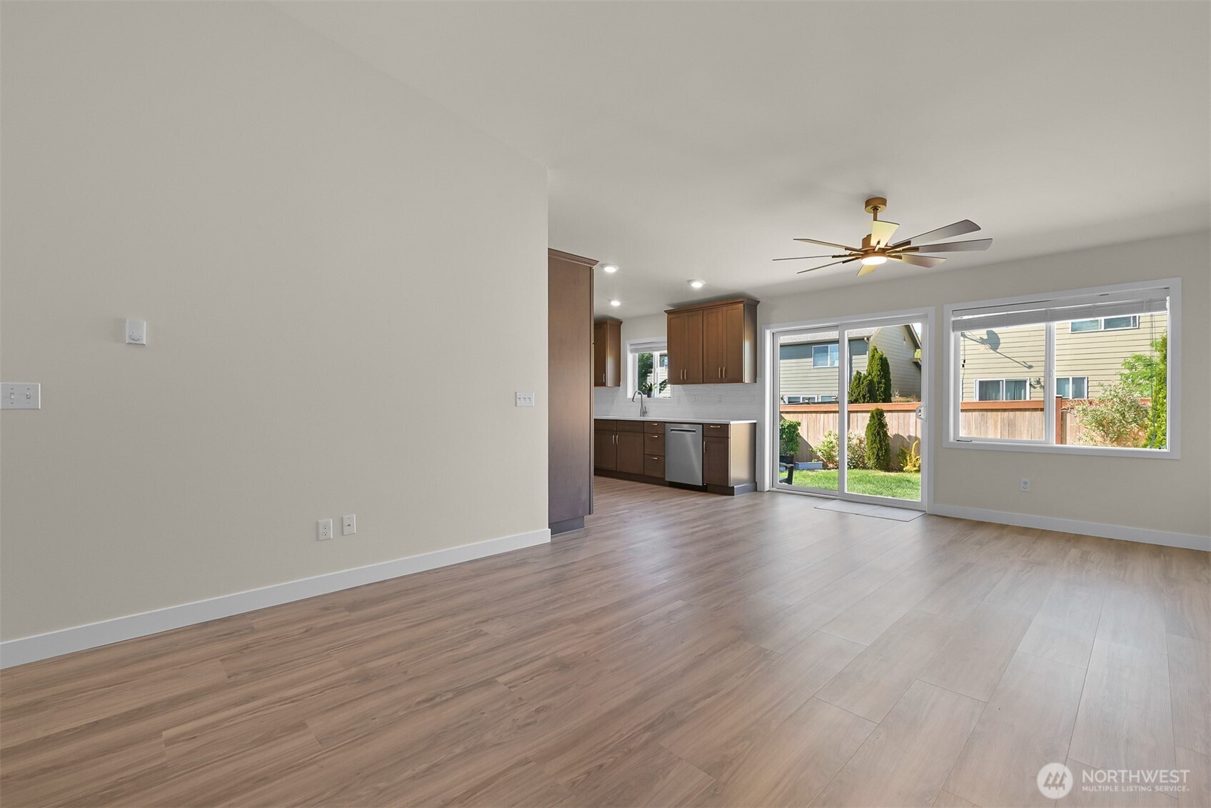 414 Holland Avenue Property Photo 6