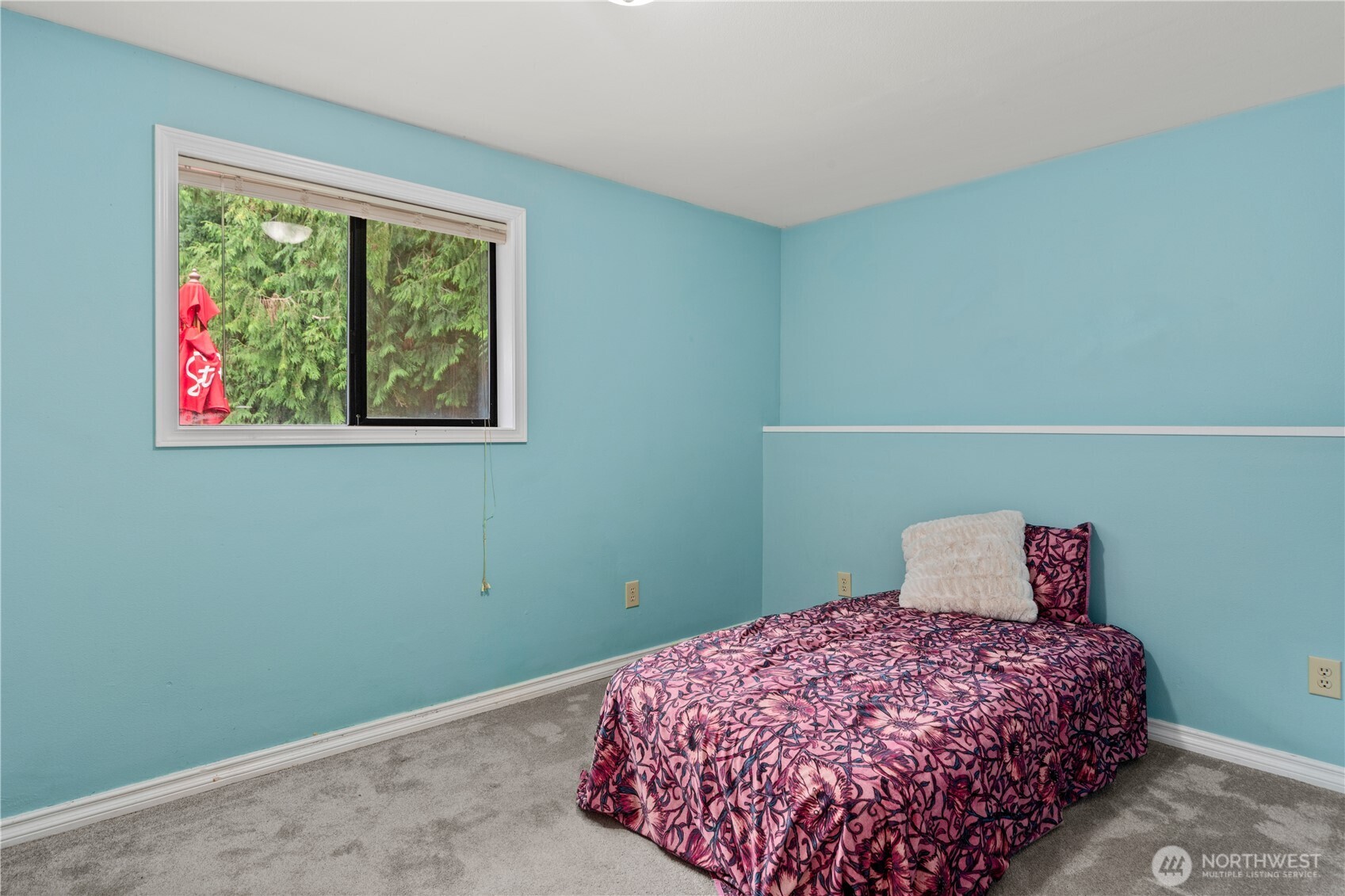 121 S 7th Avenue Property Photo 26