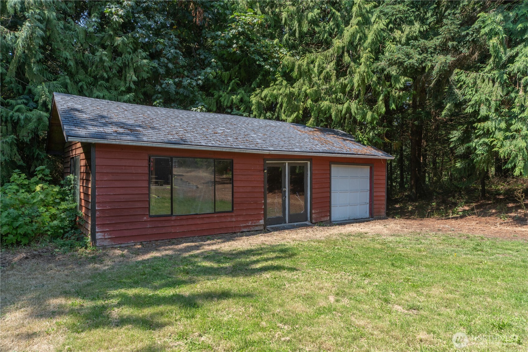 121 S 7th Avenue Property Photo 31