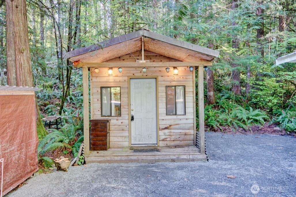 106 Gold Rush Road Property Photo 3