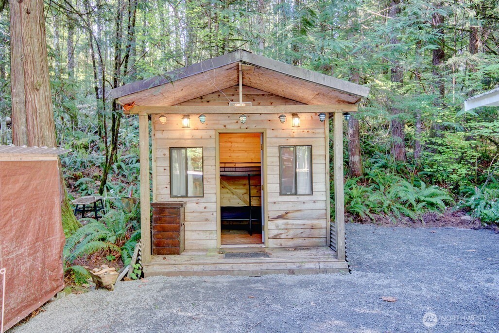 106 Gold Rush Road Property Photo 5