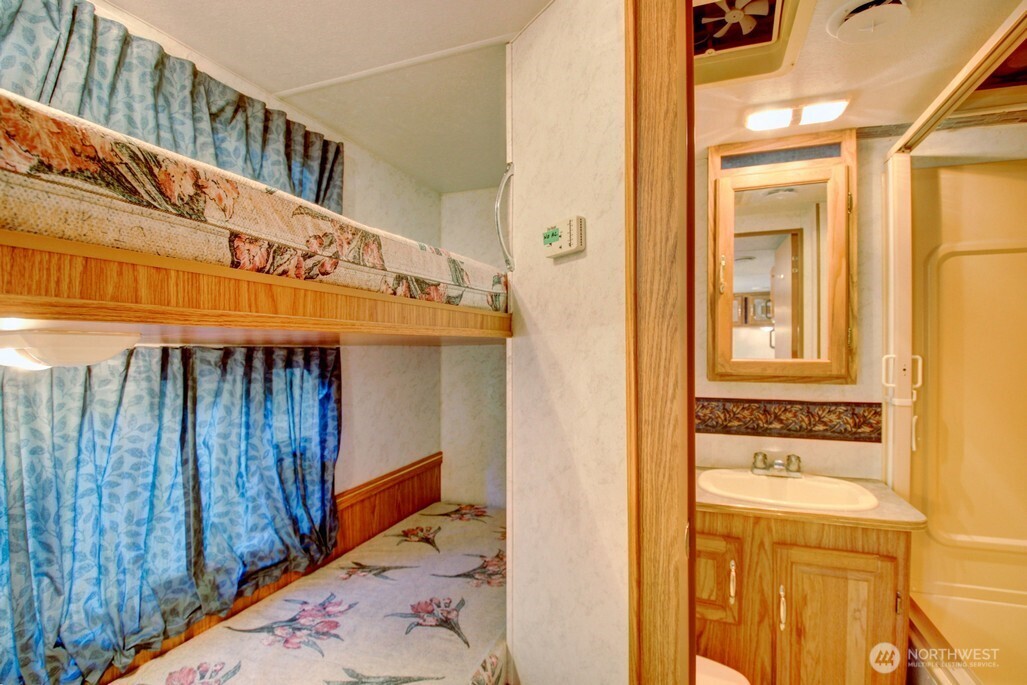 106 Gold Rush Road Property Photo 17