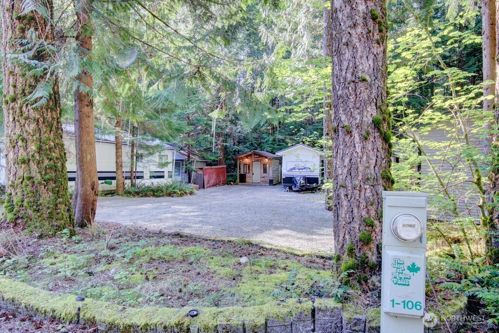 106 Gold Rush Road Property Photo 23