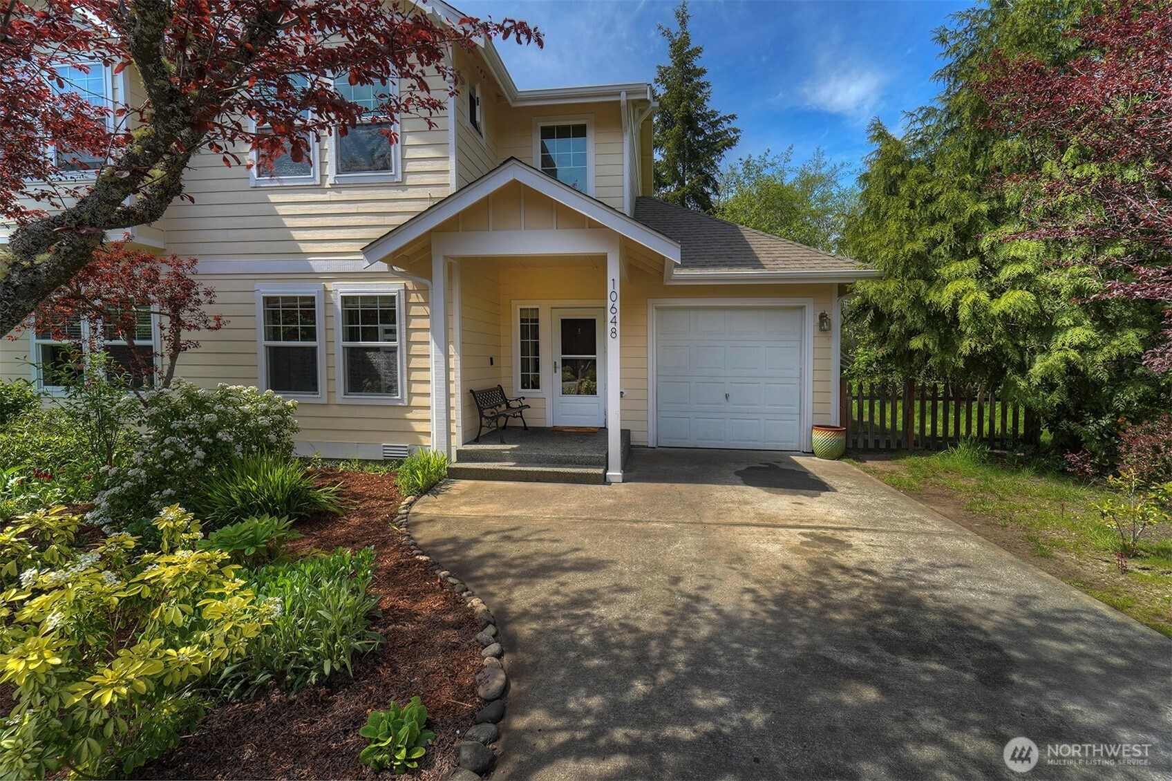 10648 NE Kingston Meadow Circle Property Photo 1