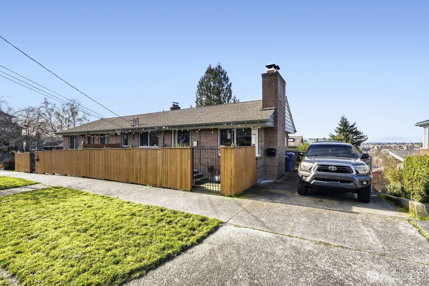 4903 3rd Avenue Property Photo 3
