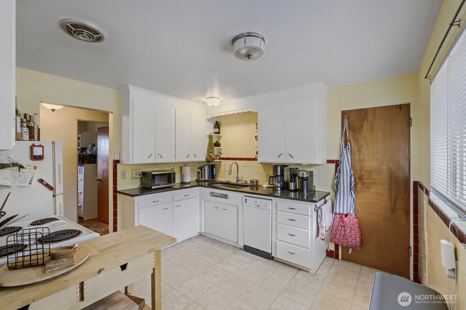 4903 3rd Avenue Property Photo 11