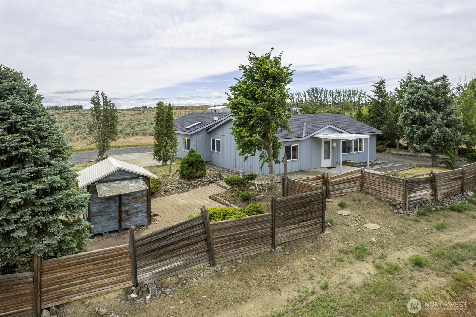 11397 Dodson Road Property Photo 4