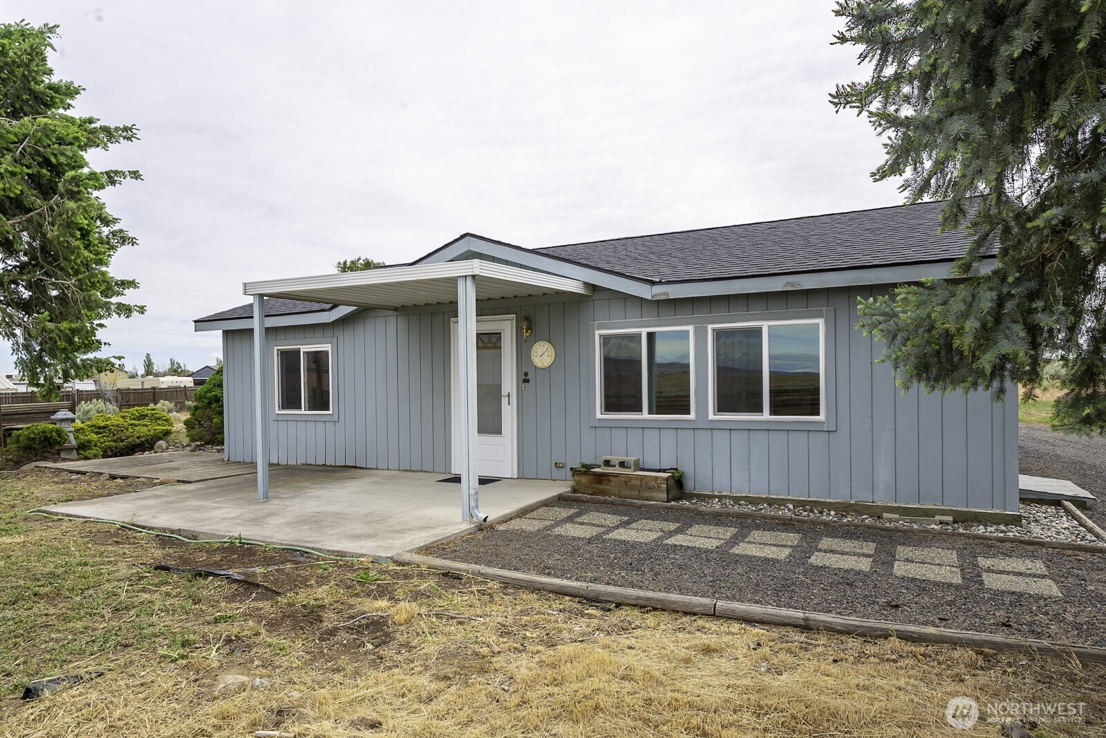 11397 Dodson Road Property Photo 6