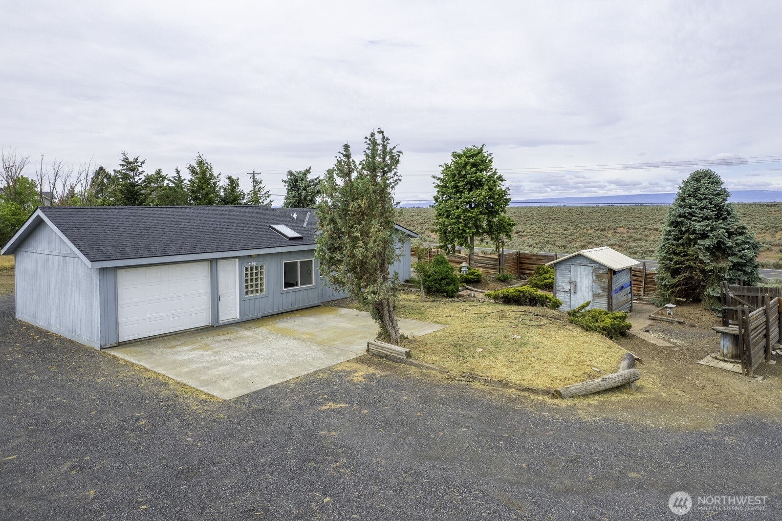 11397 Dodson Road Property Photo 8