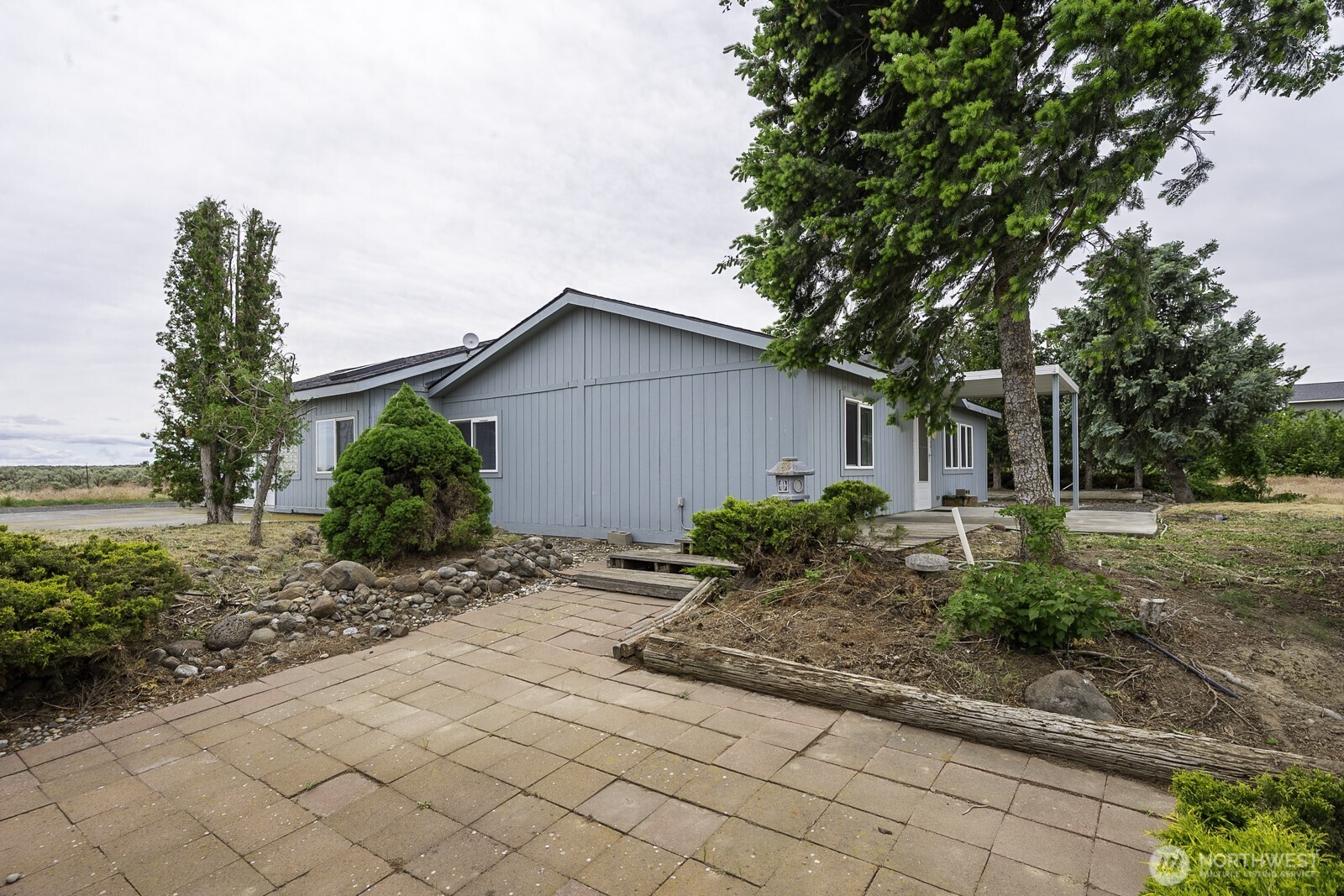 11397 Dodson Road Property Photo 10