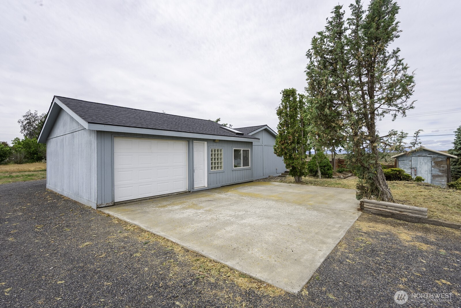 11397 Dodson Road Property Photo 12