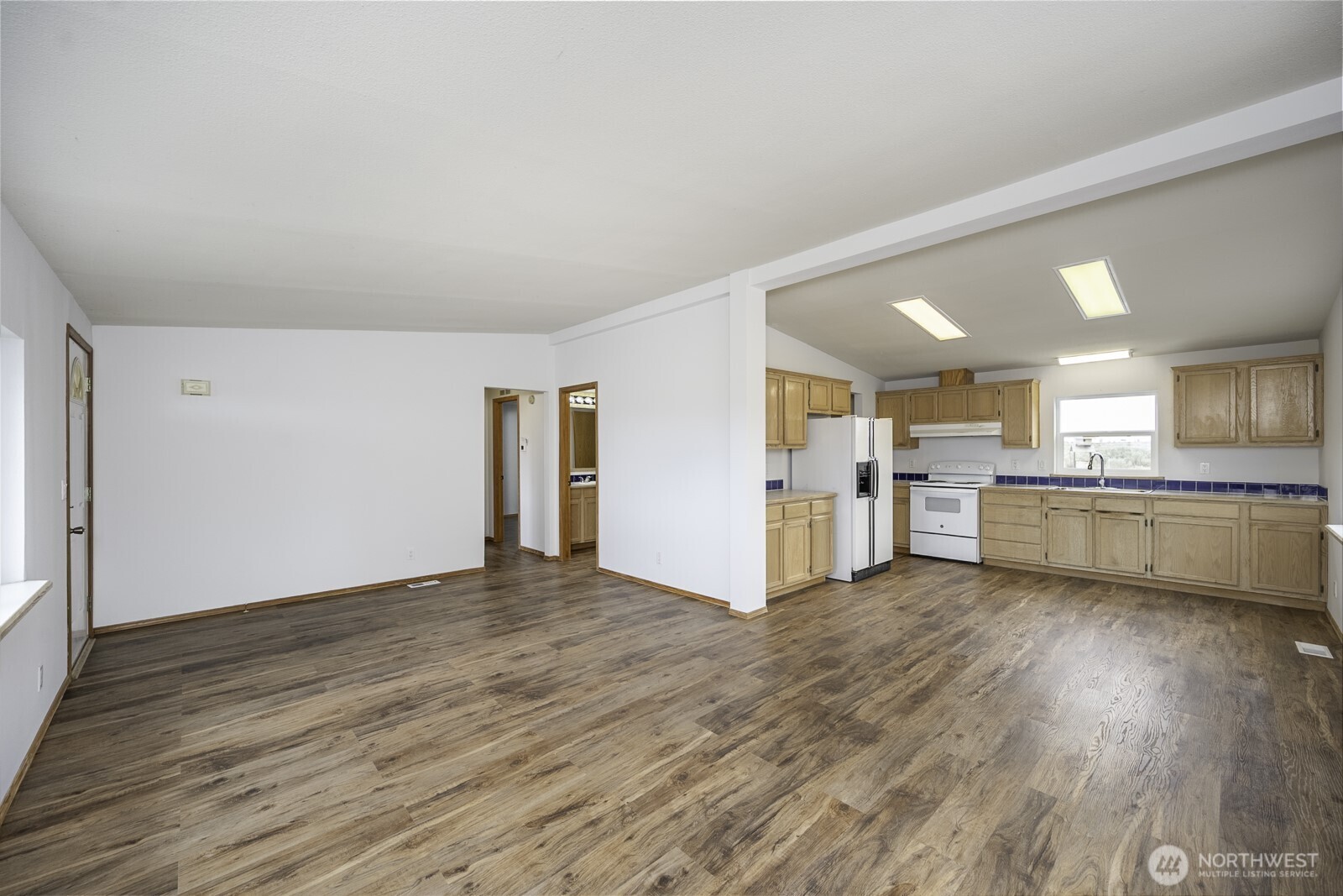 11397 Dodson Road Property Photo 15