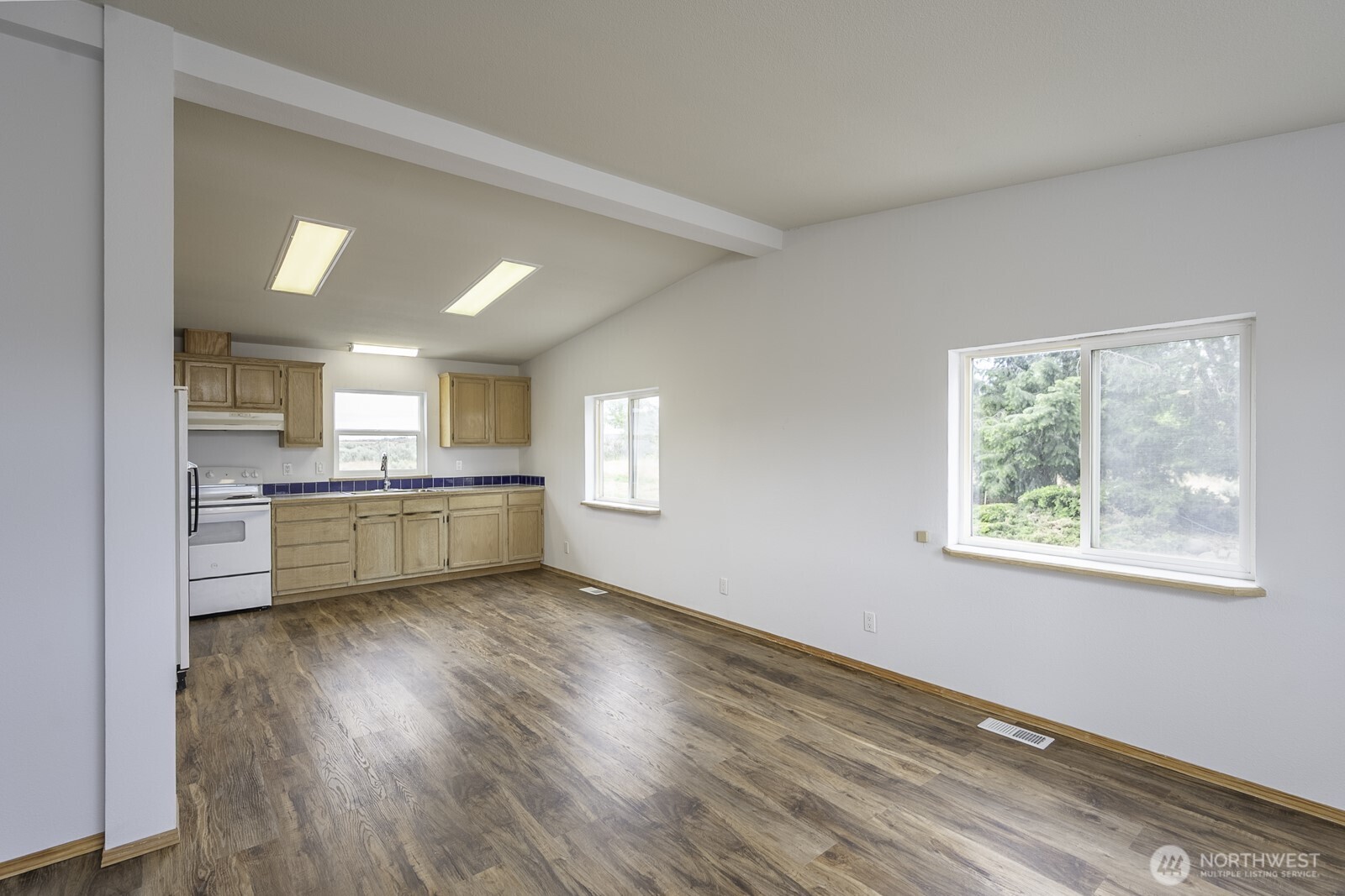 11397 Dodson Road Property Photo 18