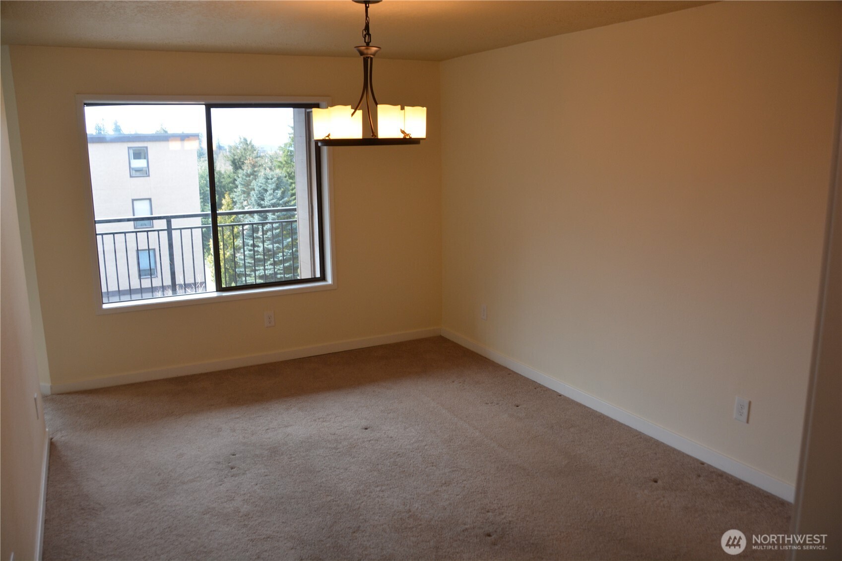 1070 5th Avenue 307 Property Photo 7