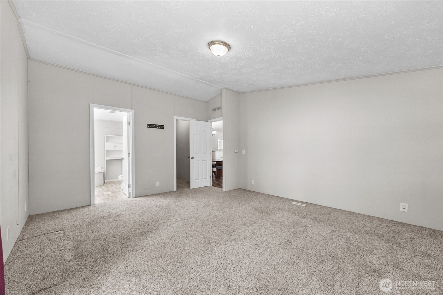 8807 226th Street 12 Property Photo 18