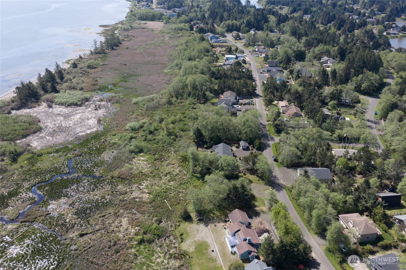 308 & 312 Olympic View Avenue Property Photo 14