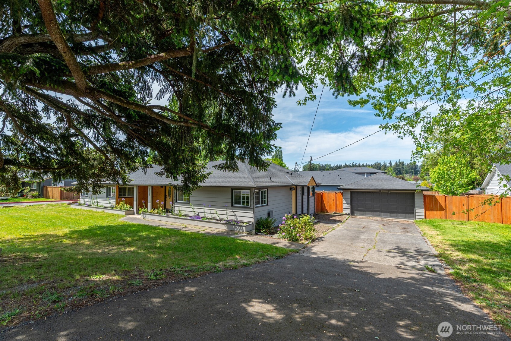 1717 S 18th Street Property Photo 3
