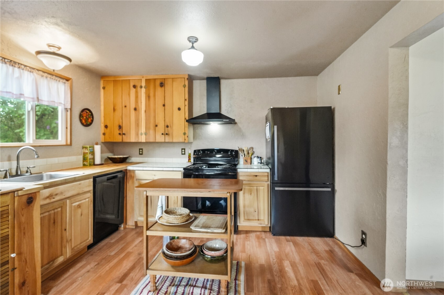 612 W Cherry Street Property Photo 15