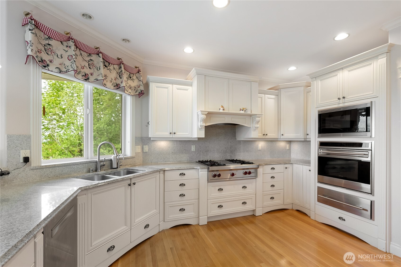 4111 Samish Crest Drive Property Photo 12