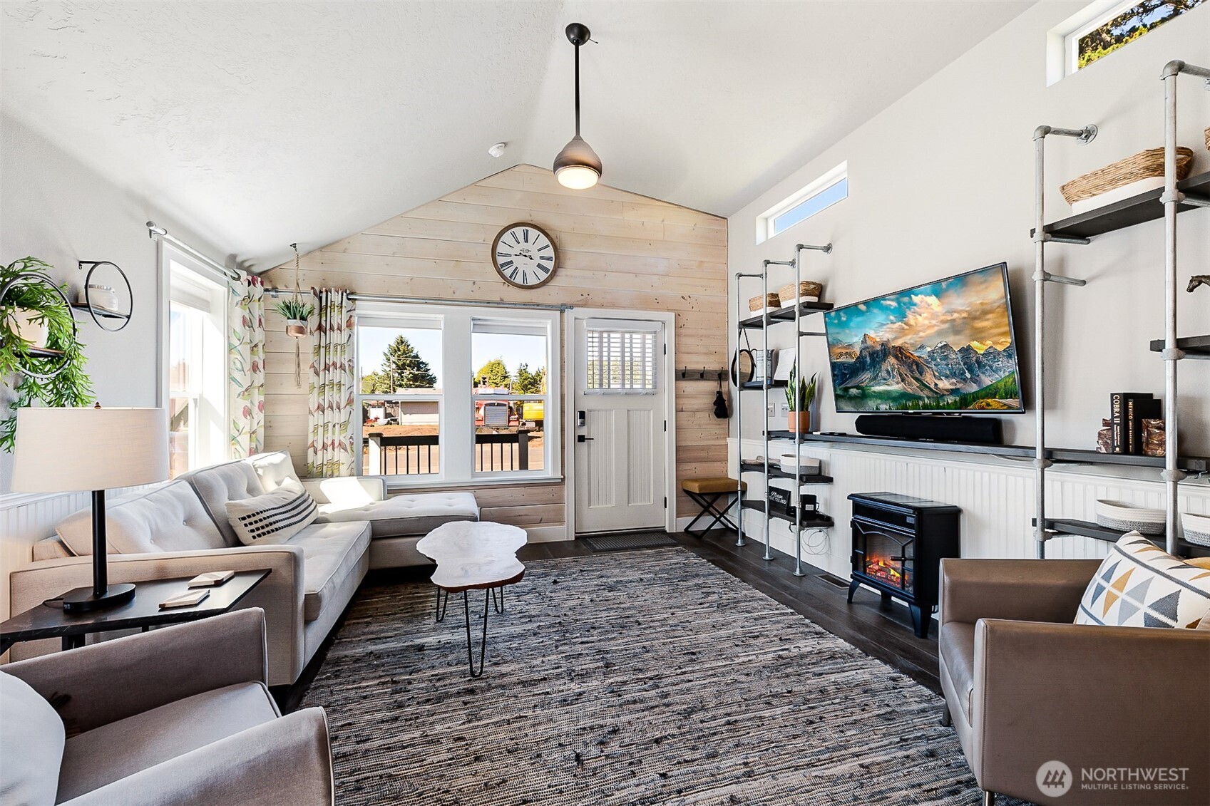 1210 32nd Street Property Photo 15