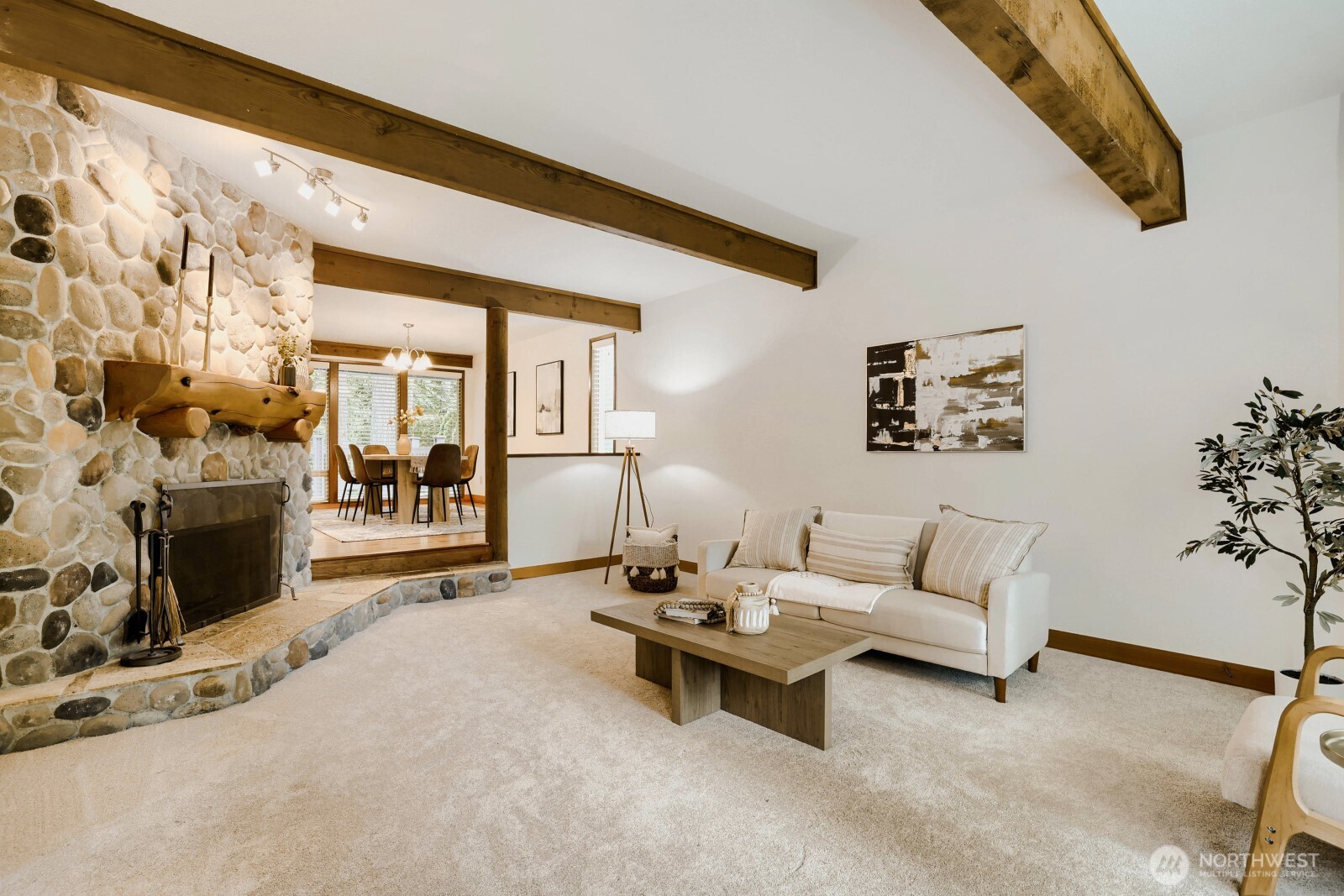 14606 26th Drive Property Photo 3