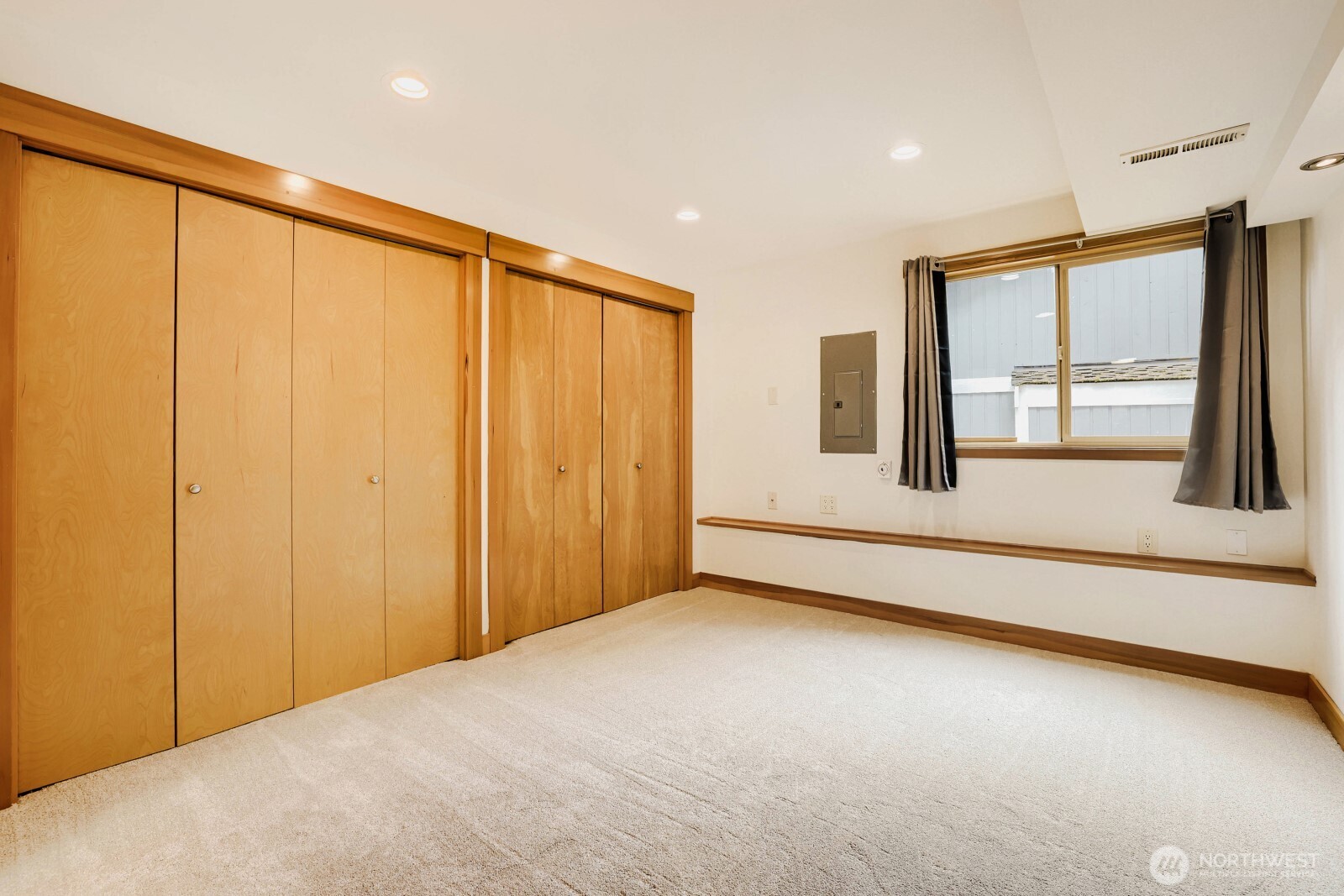 14606 26th Drive Property Photo 21
