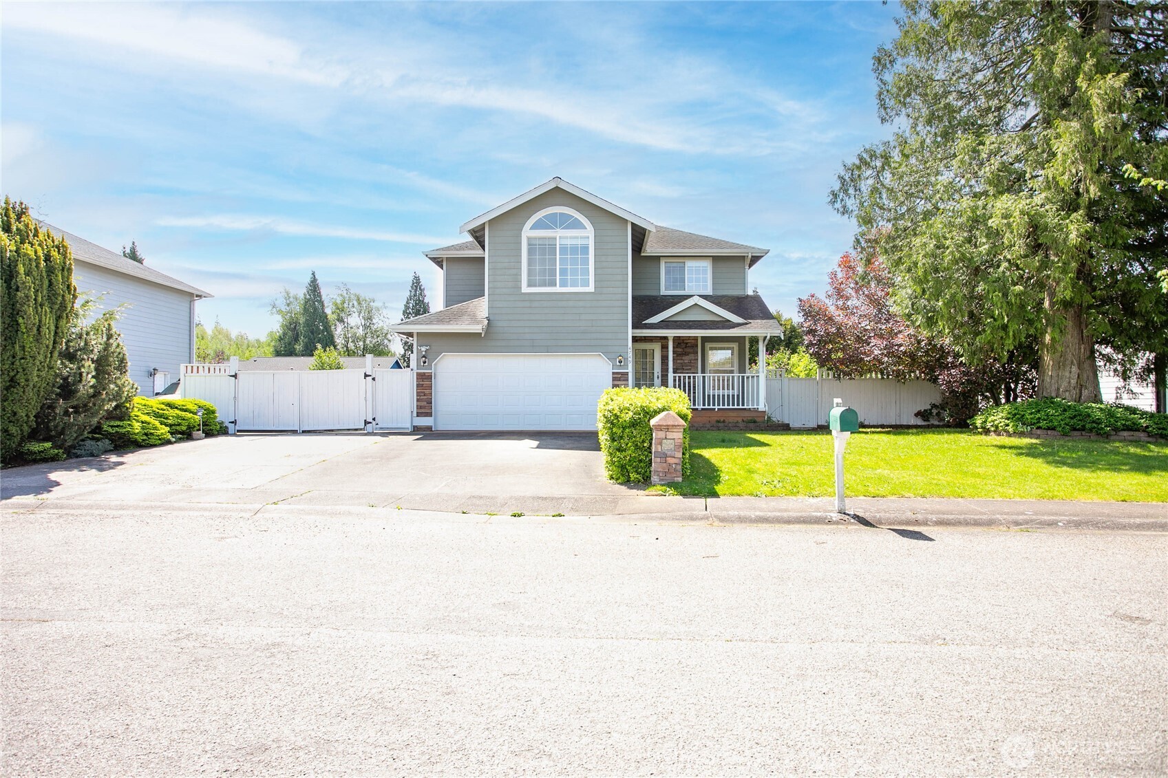 4749 Moonglow Place Property Photo 1