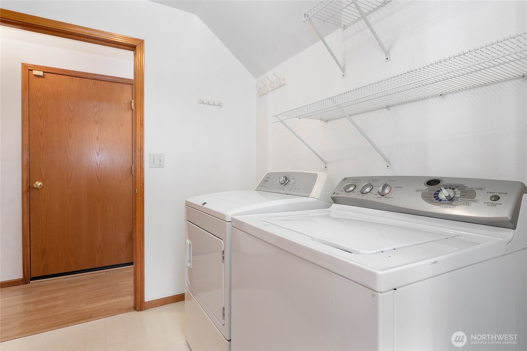 4749 Moonglow Place Property Photo 11