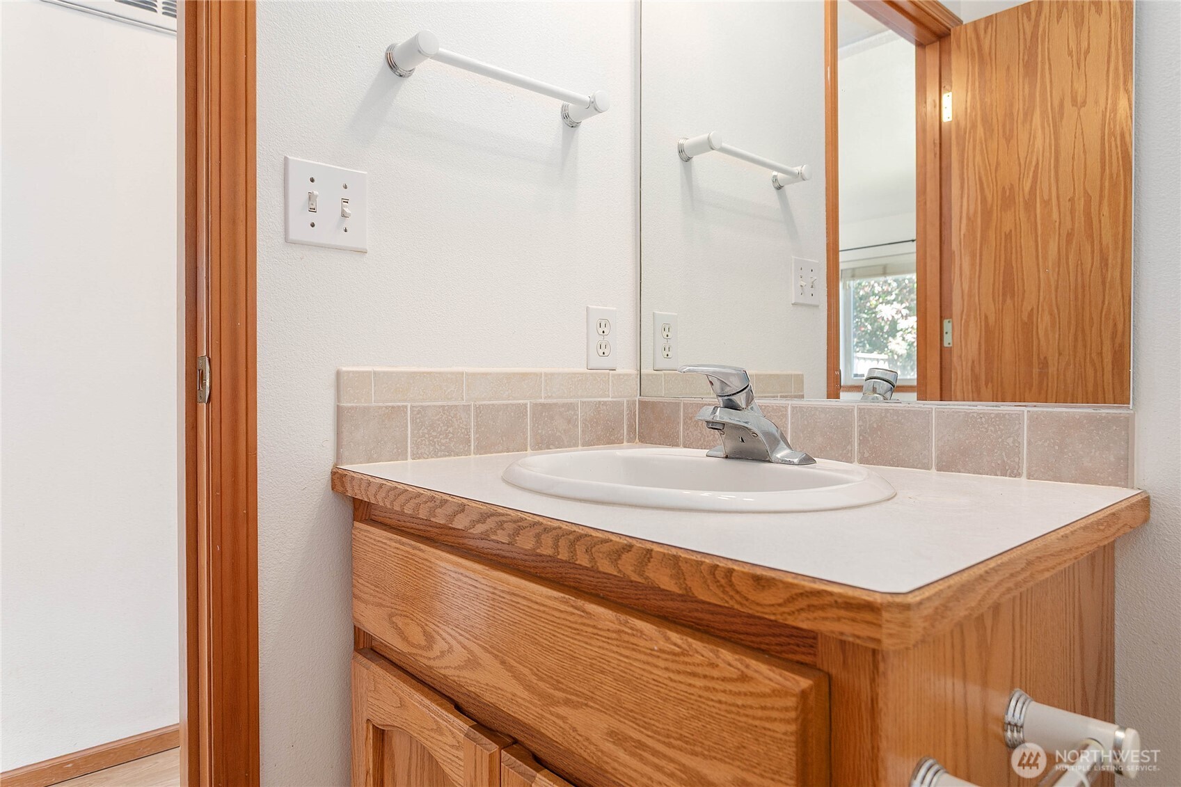 4749 Moonglow Place Property Photo 12