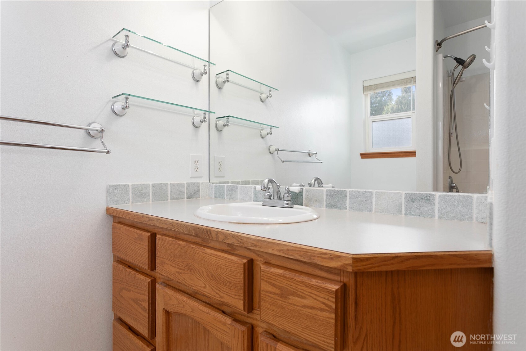 4749 Moonglow Place Property Photo 23