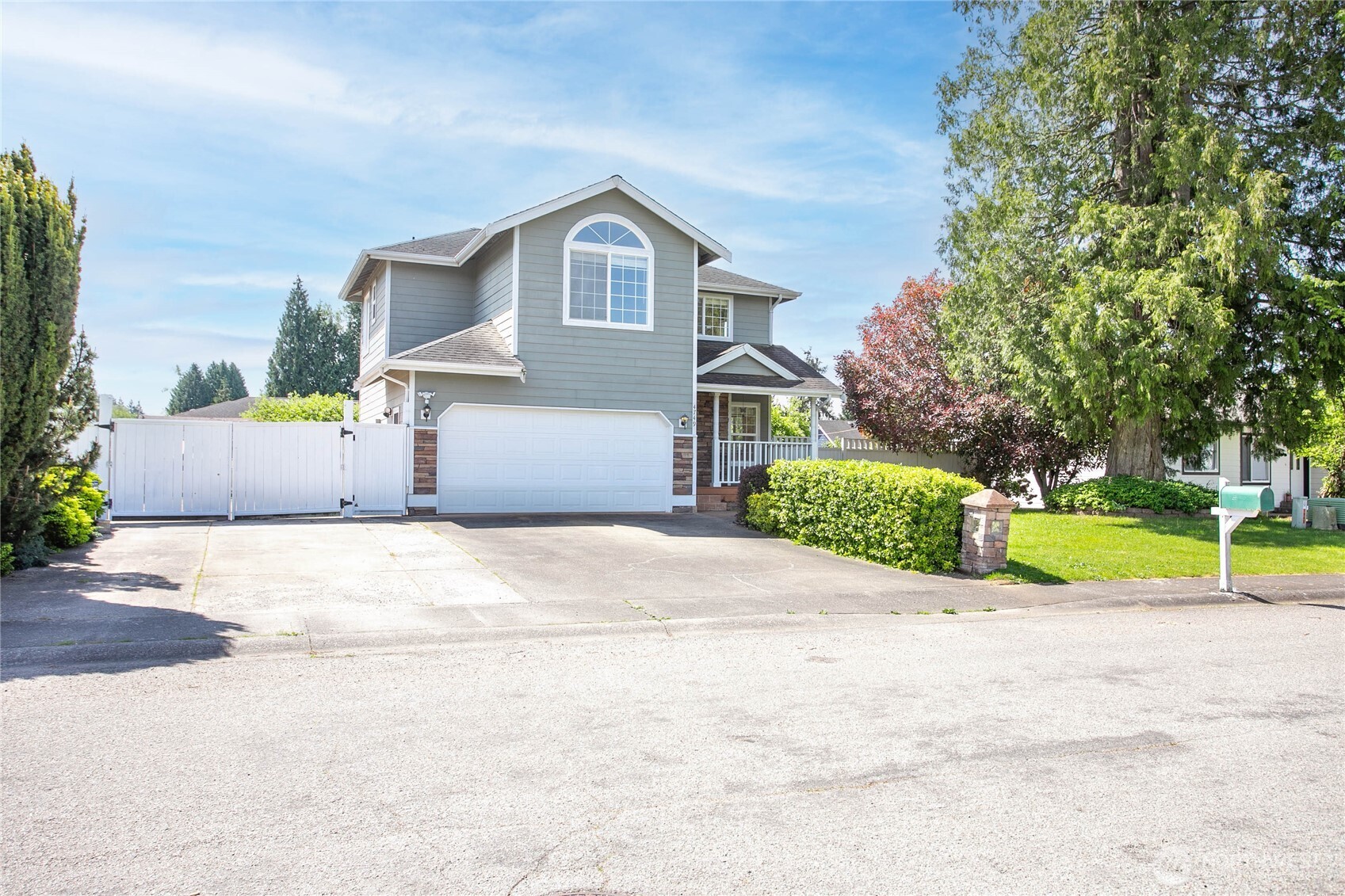 4749 Moonglow Place Property Photo 35