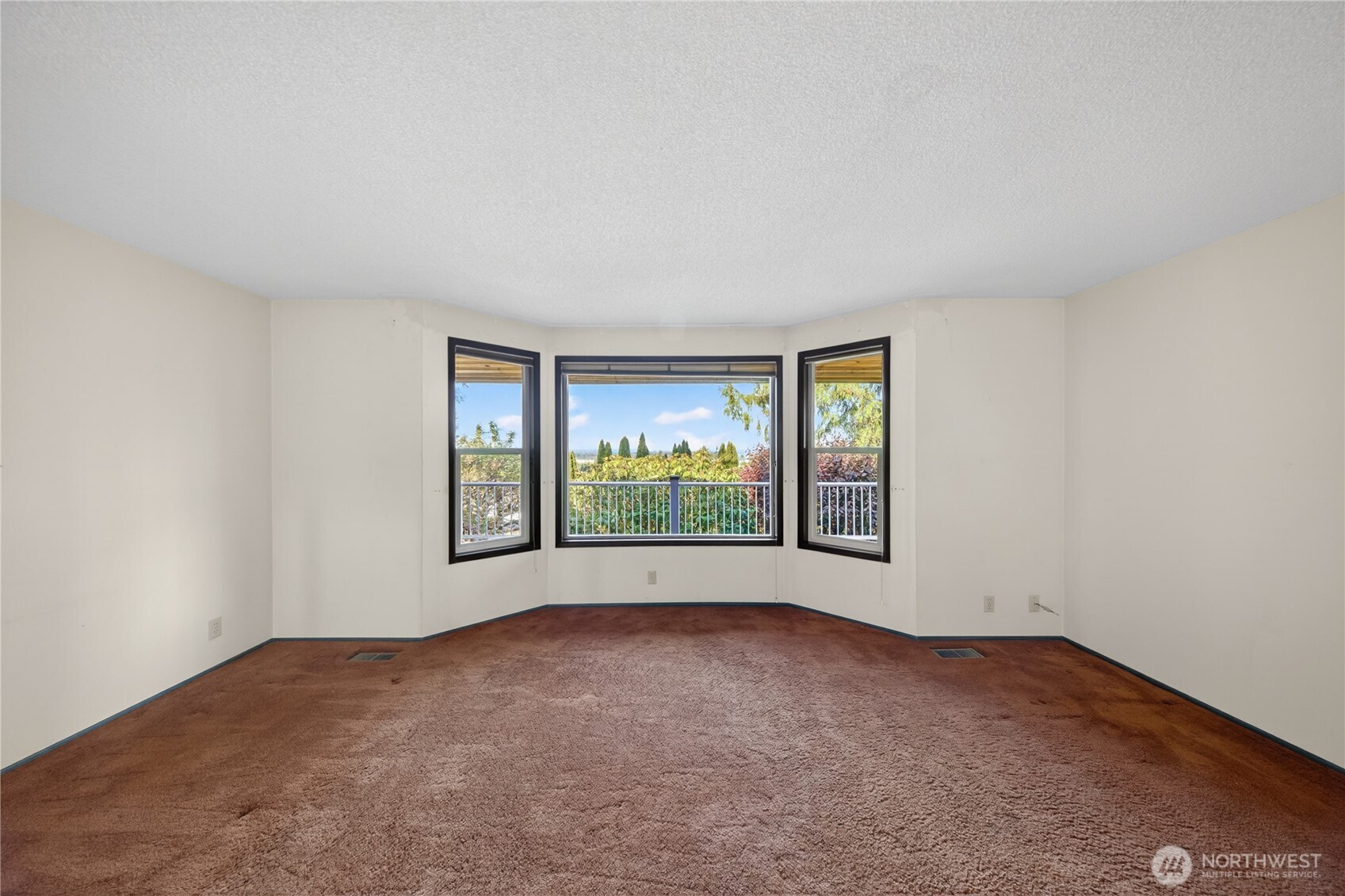 17282 Meadow Lane Property Photo 7