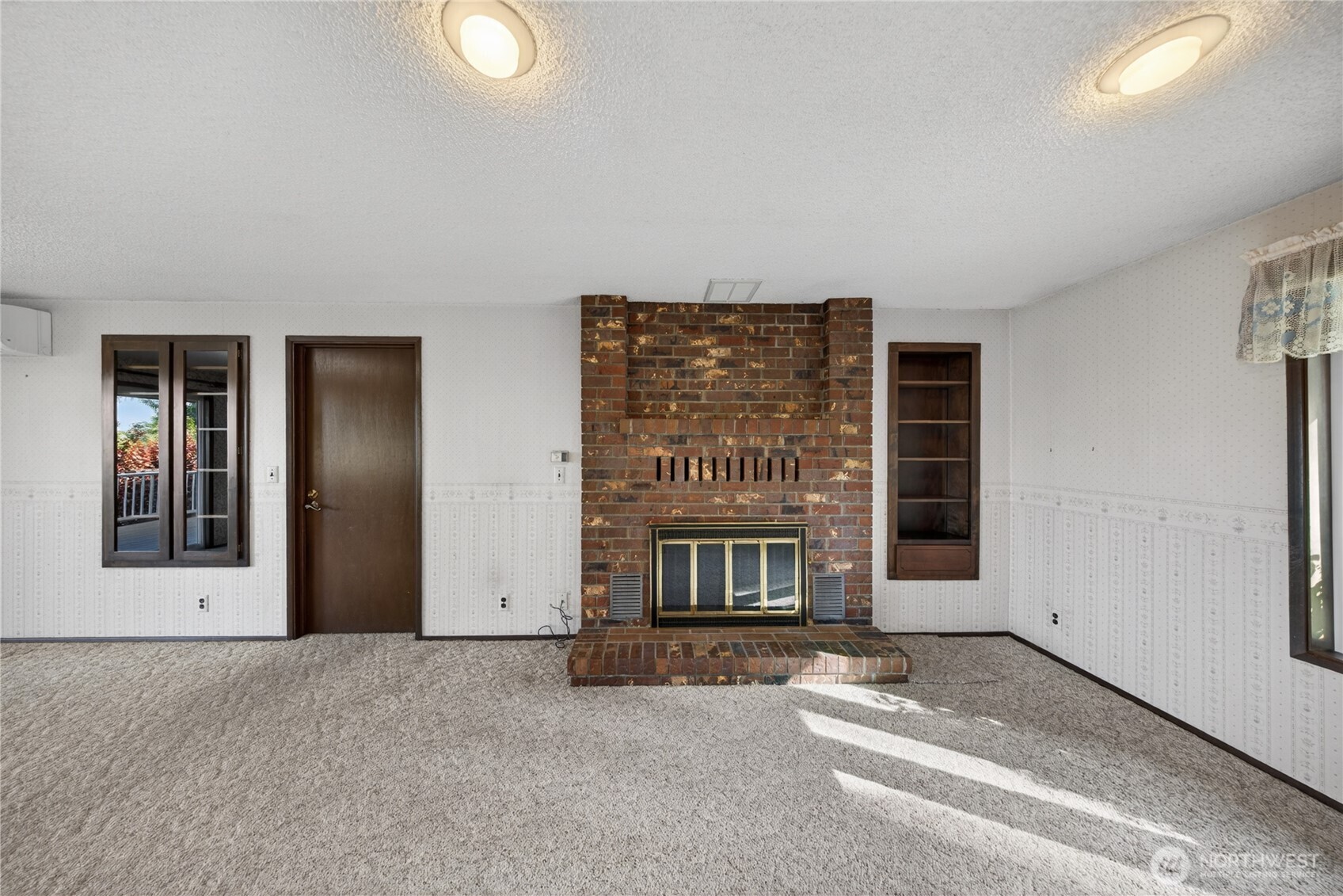 17282 Meadow Lane Property Photo 12