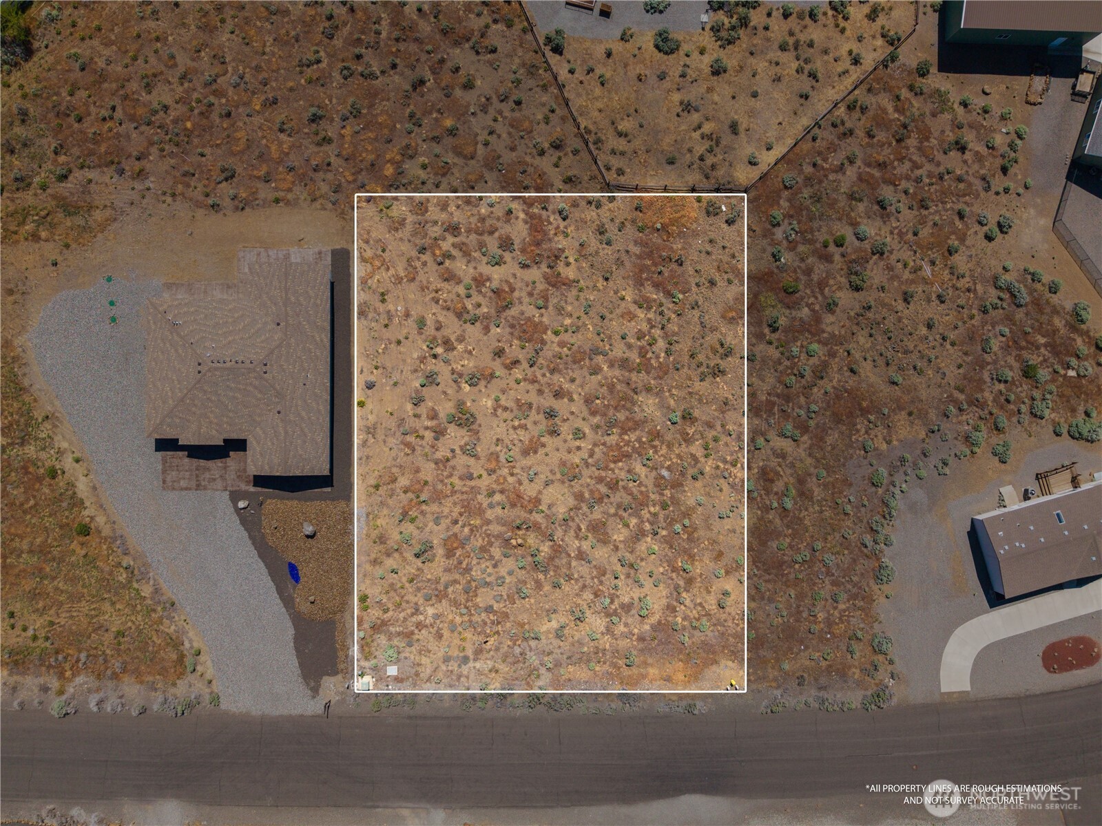 711 Sunset Boulevard Property Photo 4